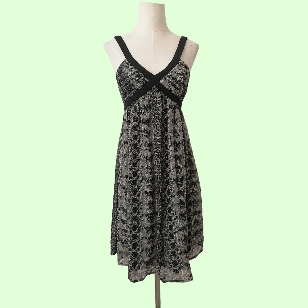 sz:US4，100% silk, gray halter neckline dress